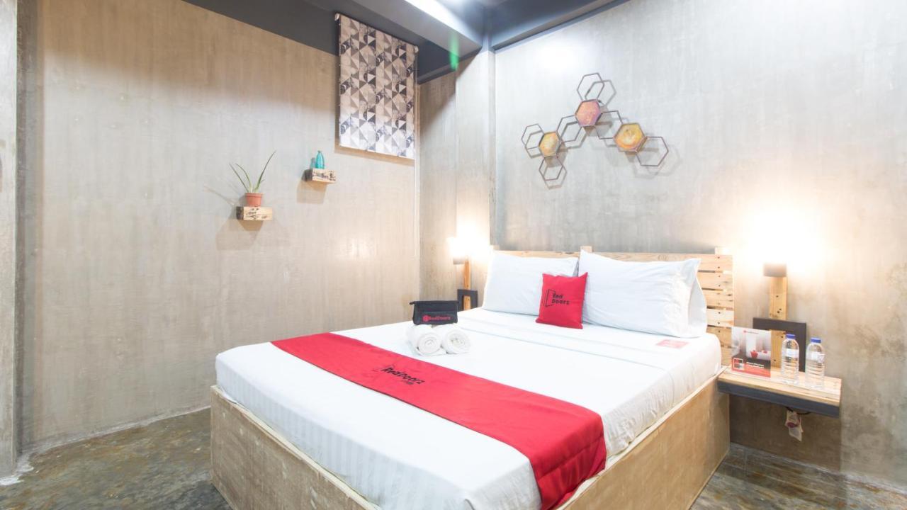 Reddoorz Plus @ Taft North Mandurriao Iloilo City Bagian luar foto