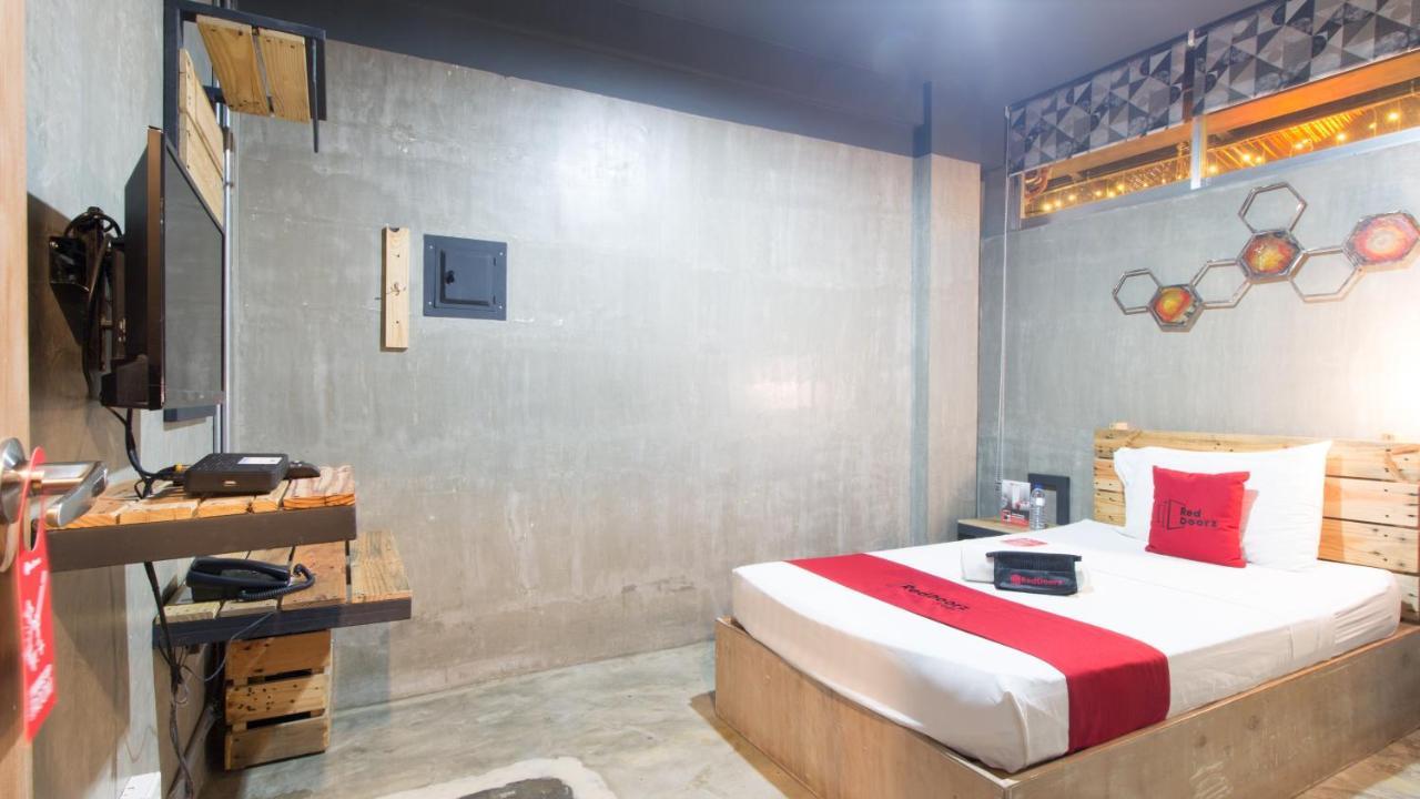 Reddoorz Plus @ Taft North Mandurriao Iloilo City Bagian luar foto